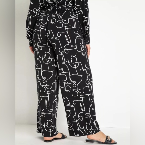 NWT- Printed Wide Leg Pant - Picture 2 of 4